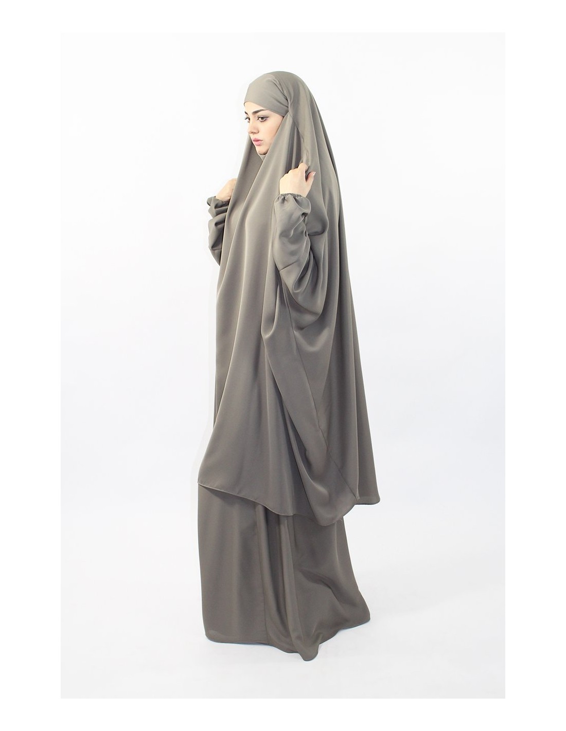 Jilbab Kawthar Zwei Zimmer