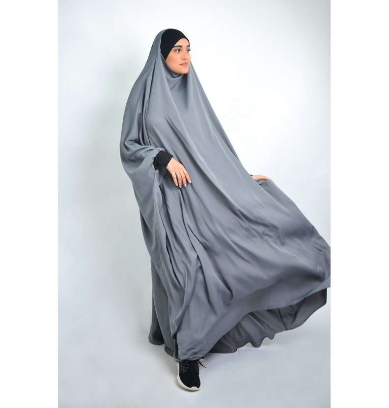 Saudi Jilbab Nidha wrist lycra