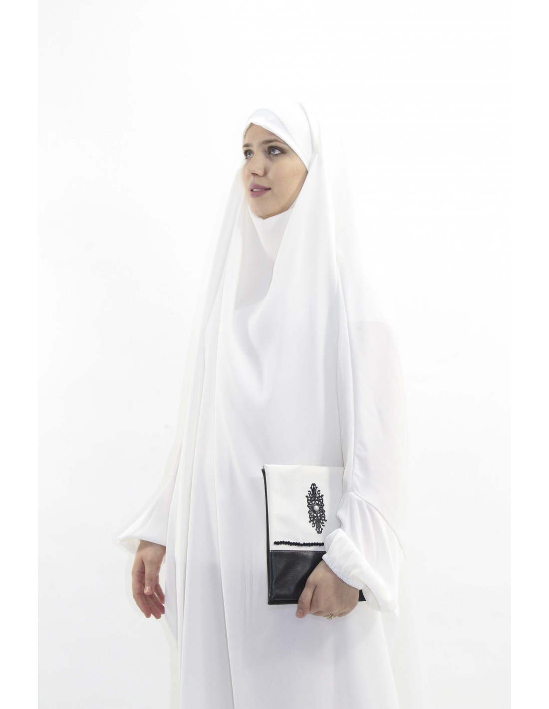 Jilbab Kawthar Blanco