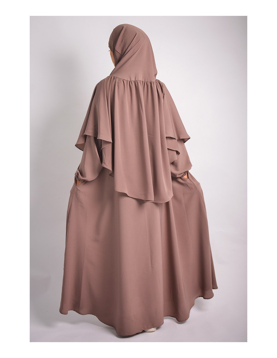 PARAGUAS ABAYA + KHIMAR CON EL CEÑO FRUNCIDO
