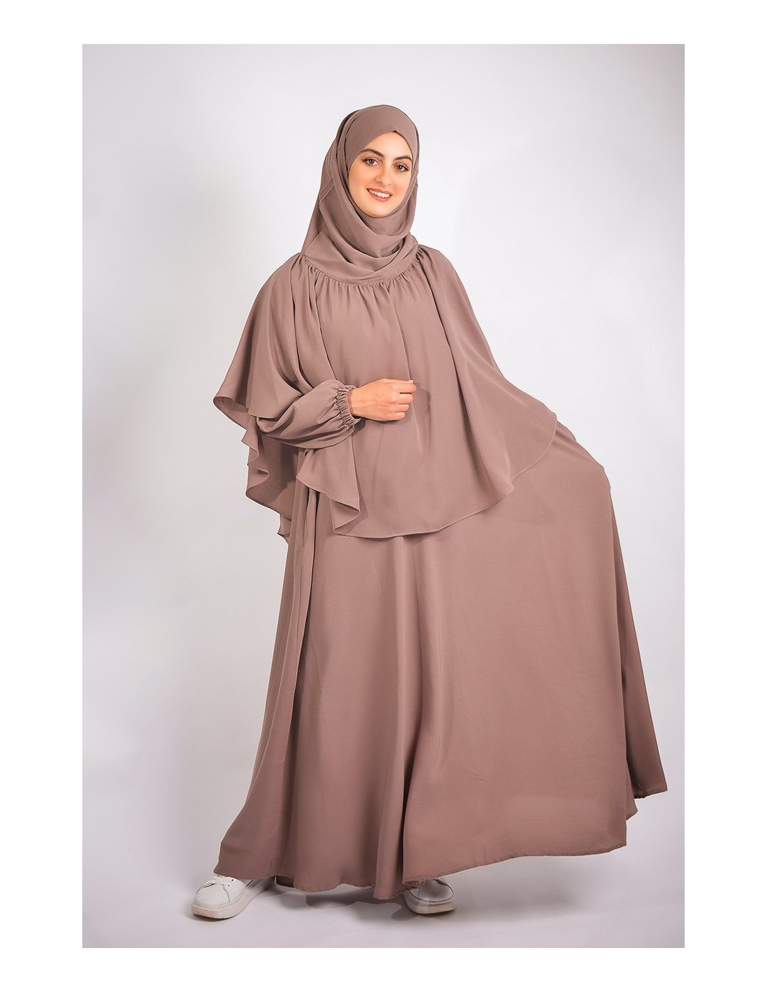 PARAGUAS ABAYA + KHIMAR CON EL CEÑO FRUNCIDO