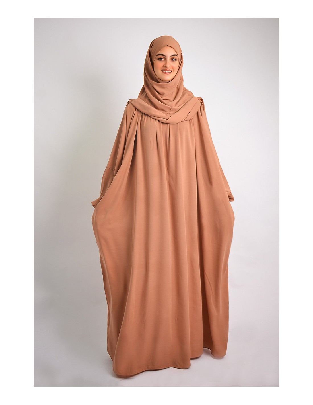 Abaya Jilbab Ajman con bufanda