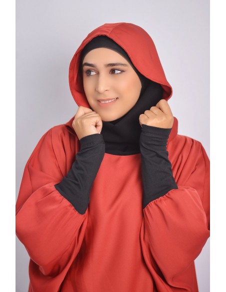 Junge Tunika: Hijab und eingebaute Kapuze